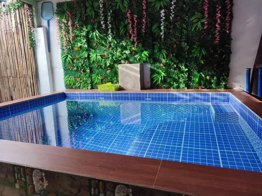 Green Home Pool Villa Angeles